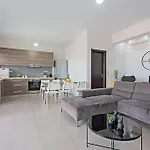Mare Monte Villa *
